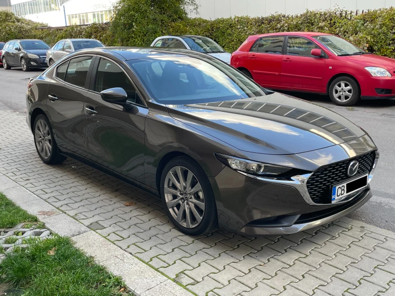 Mazda 3 2.0 SkyActiv-G Mild Hybrid, снимка 2 - Автомобили и джипове - 52168487