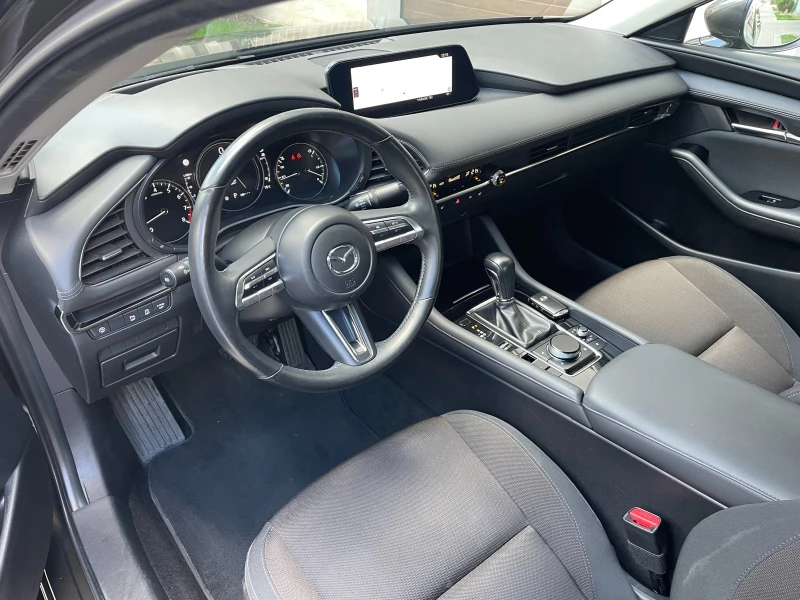 Mazda 3 2.0 SkyActiv-G Mild Hybrid, снимка 6 - Автомобили и джипове - 52168487