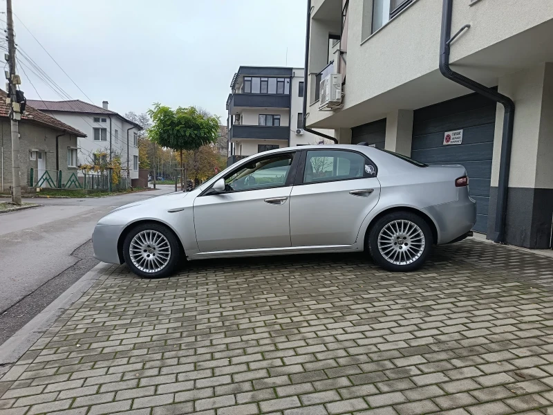 Alfa Romeo 159 1.9JTDM, снимка 7 - Автомобили и джипове - 52403583