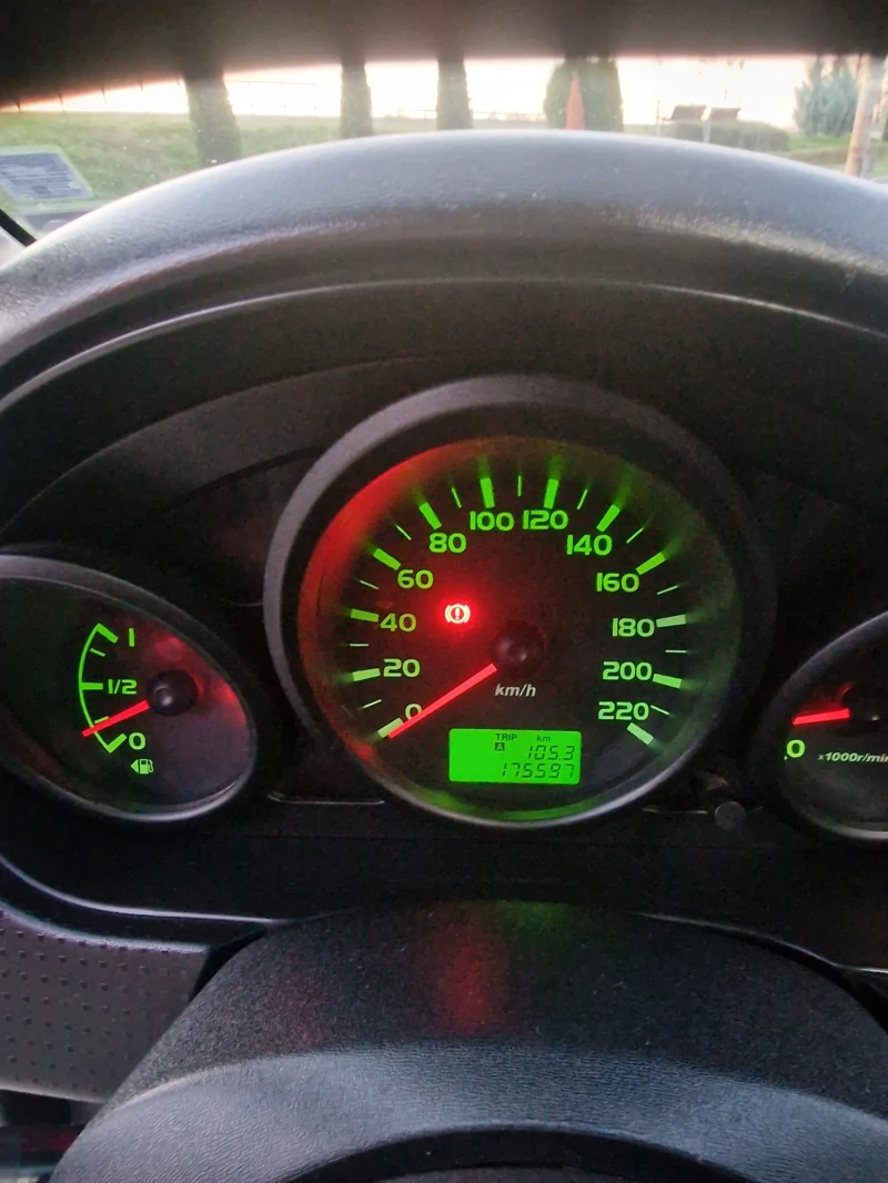 Mitsubishi Colt, снимка 6 - Автомобили и джипове - 52404191