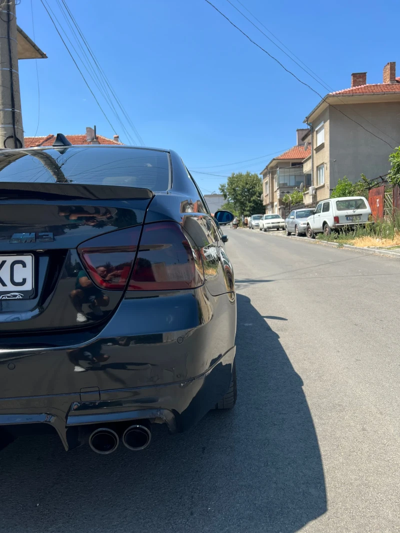 BMW 330 3.0, снимка 3 - Автомобили и джипове - 52516345
