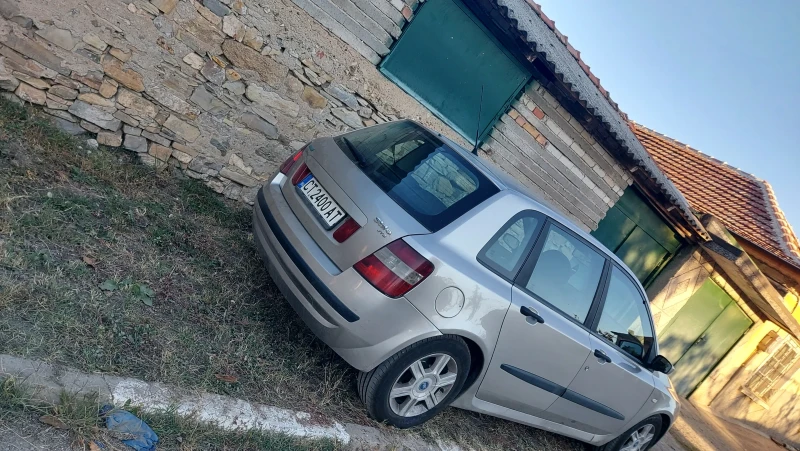 Fiat Stilo, снимка 3 - Автомобили и джипове - 52630910