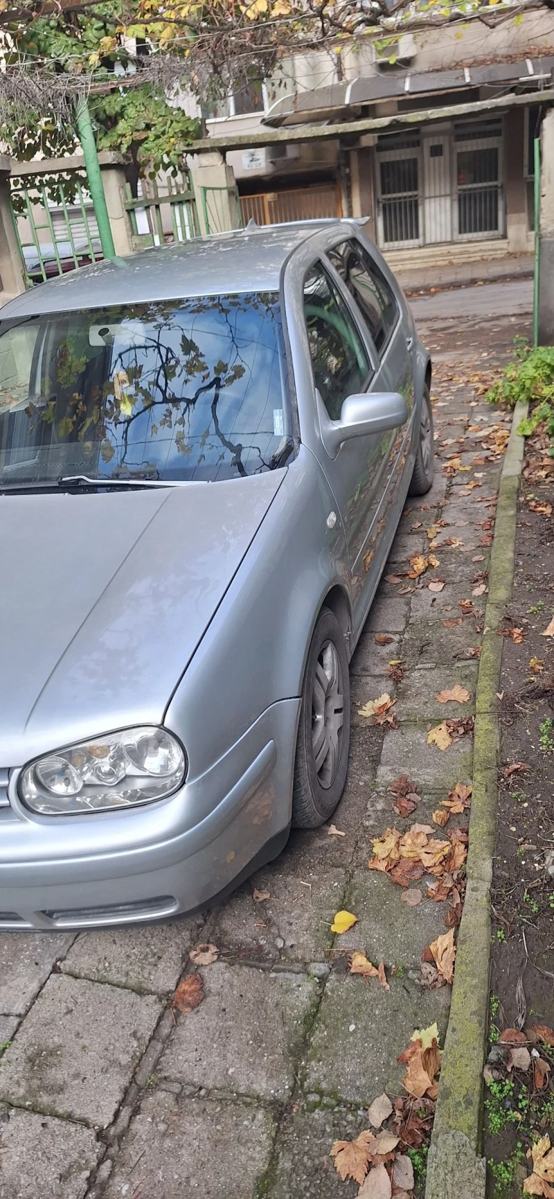 VW Golf, снимка 4 - Автомобили и джипове - 52671352