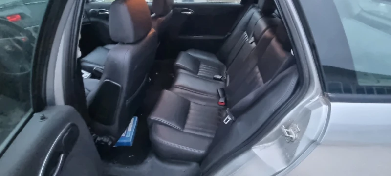 Alfa Romeo 156 1.9  JTD, снимка 10 - Автомобили и джипове - 52809396