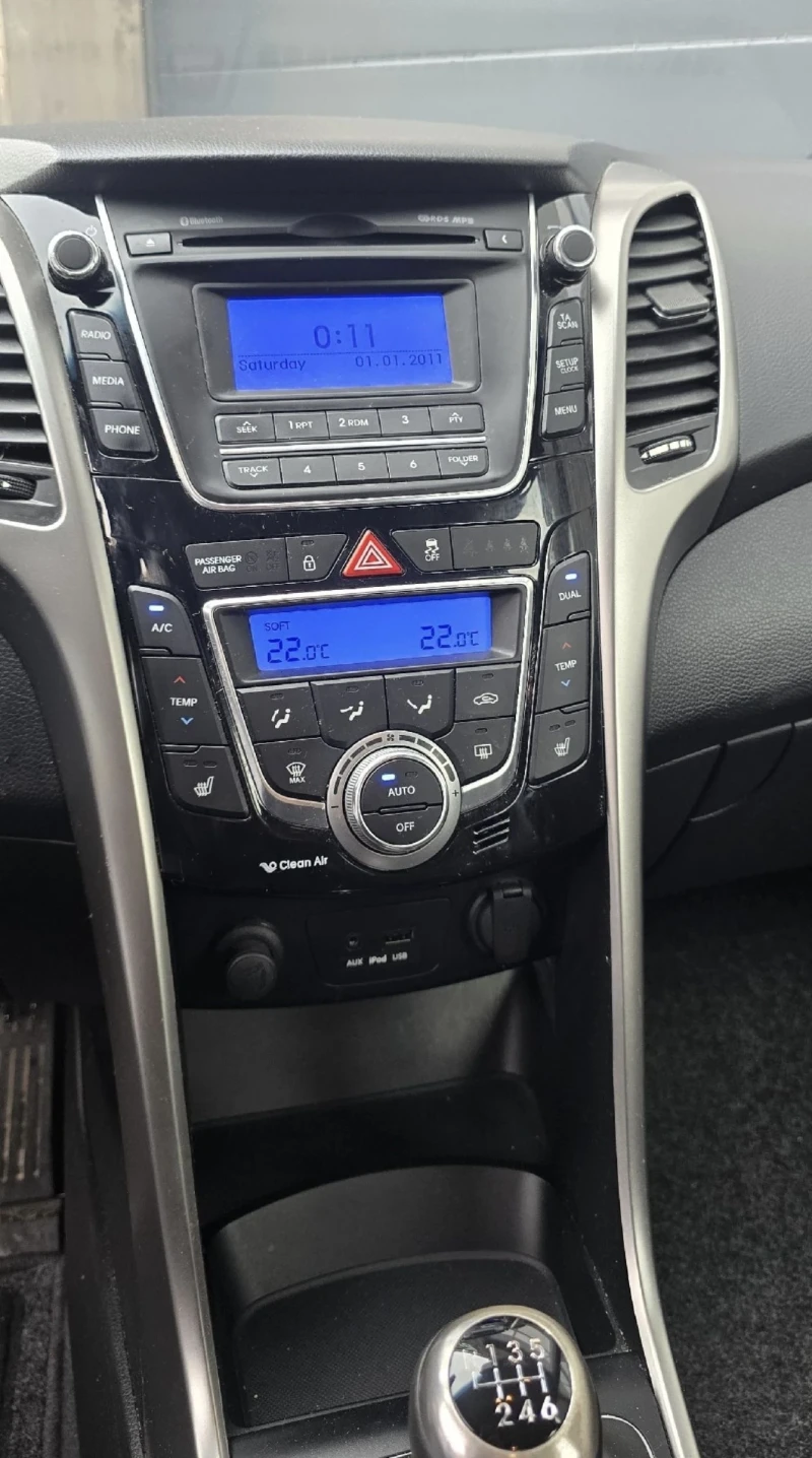 Hyundai I30 1.6 CRDI VERTEX , снимка 10 - Автомобили и джипове - 52815786