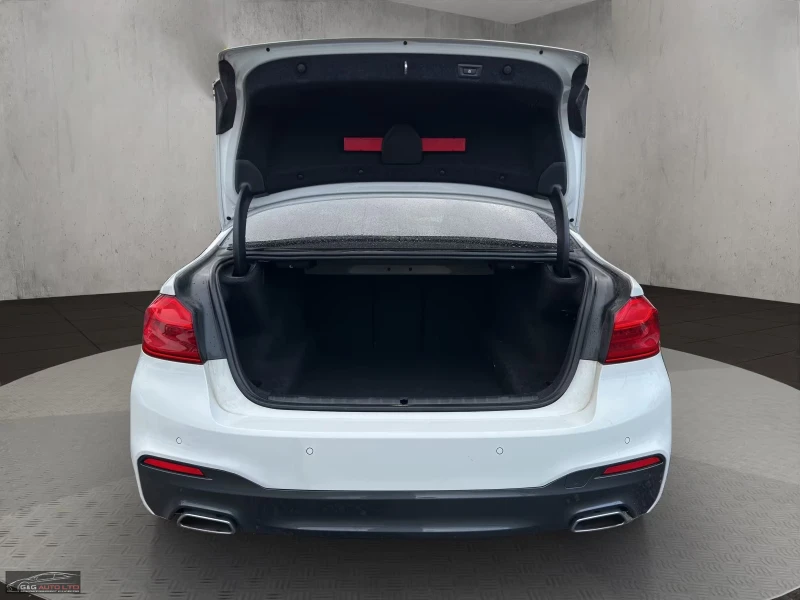 BMW 520 G30/190HP/xDRIVE/CAM/NAVI/ACC/AMBI/977v, снимка 7 - Автомобили и джипове - 53593874
