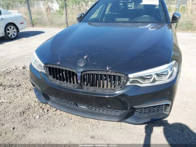 BMW 550 * M550i* xDrive* HARMAN KARDON* HEAD-UP* ШИБИДАХ* , снимка 16 - Автомобили и джипове - 55065697
