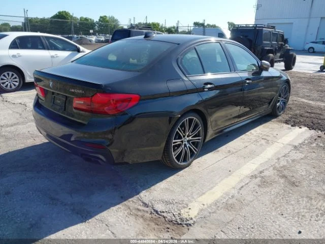 BMW 550 * M550i* xDrive* HARMAN KARDON* HEAD-UP* ШИБИДАХ* , снимка 4 - Автомобили и джипове - 55065697