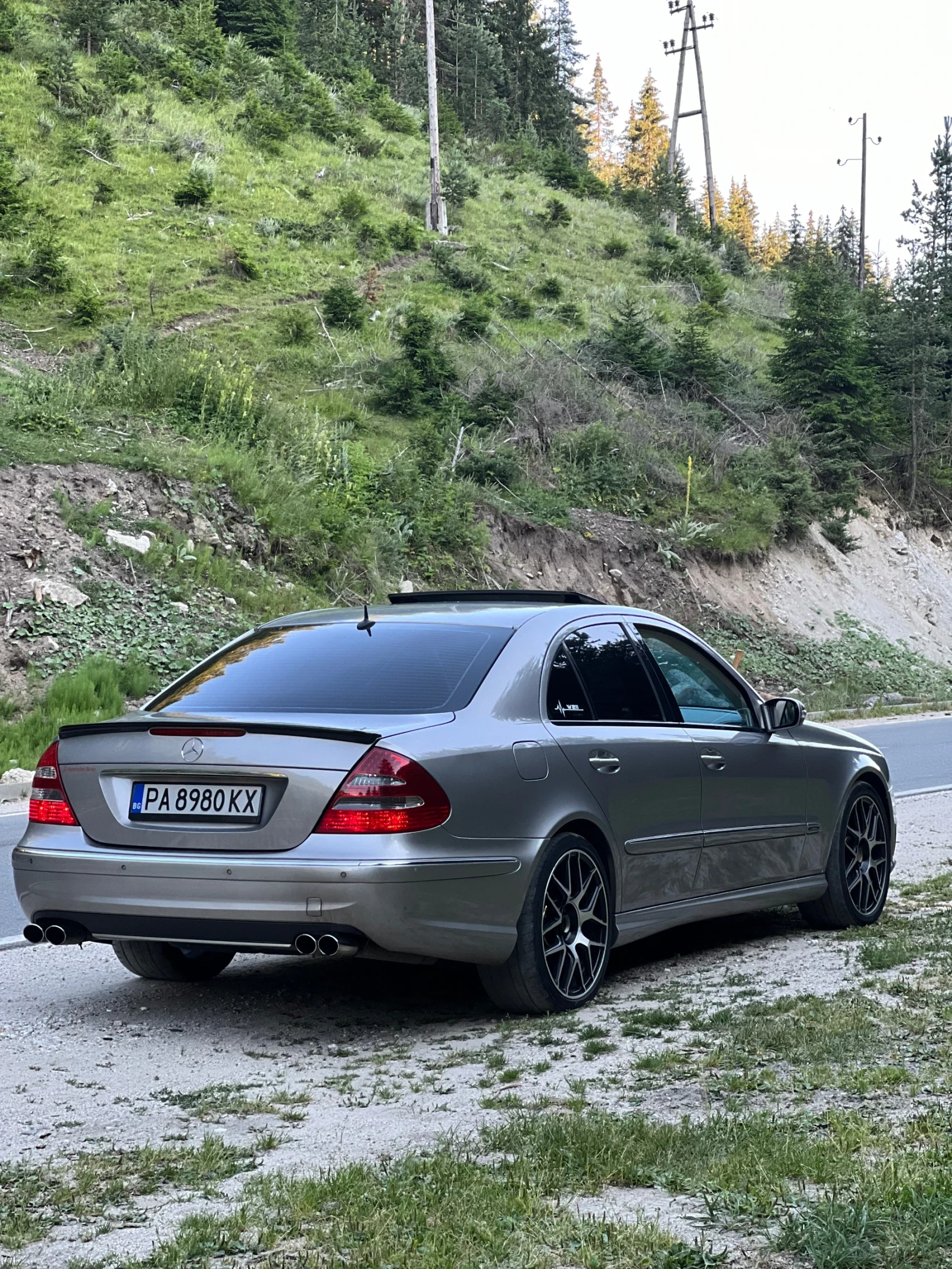 Mercedes-Benz E 270  - изображение 3