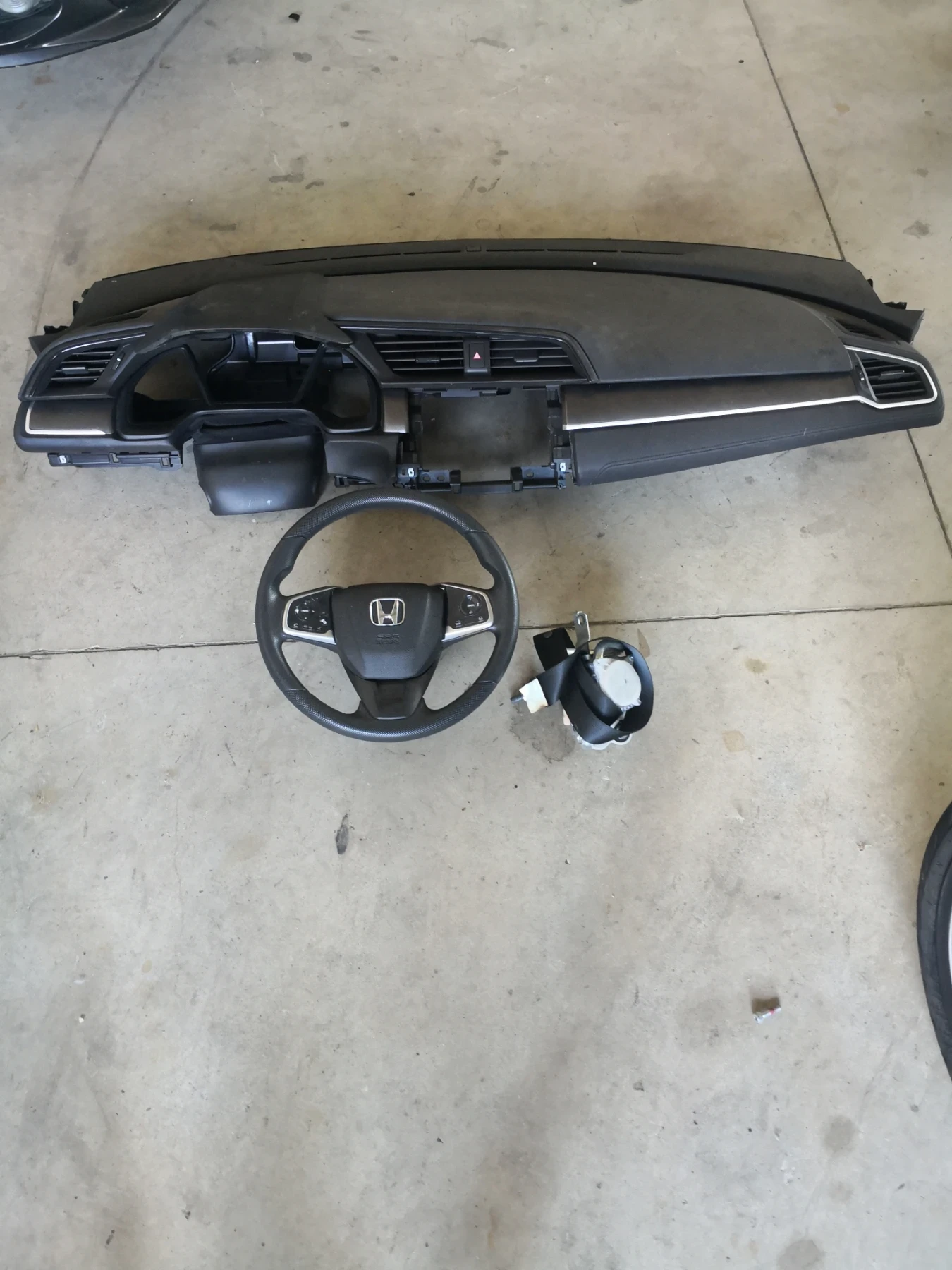 Honda Civic 2000 на части  - изображение 2