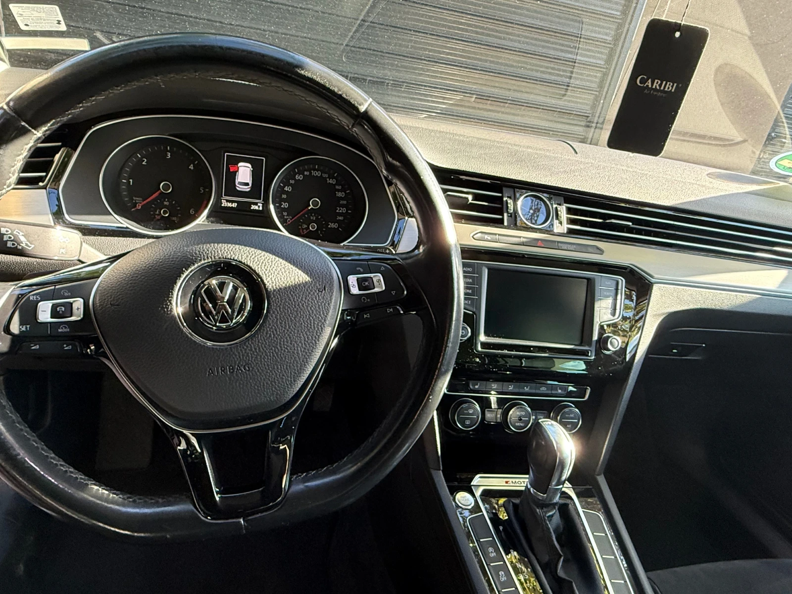 VW Passat 2.0 tdi 4motion High-Line Full Led ACC DSG Keyless - изображение 10