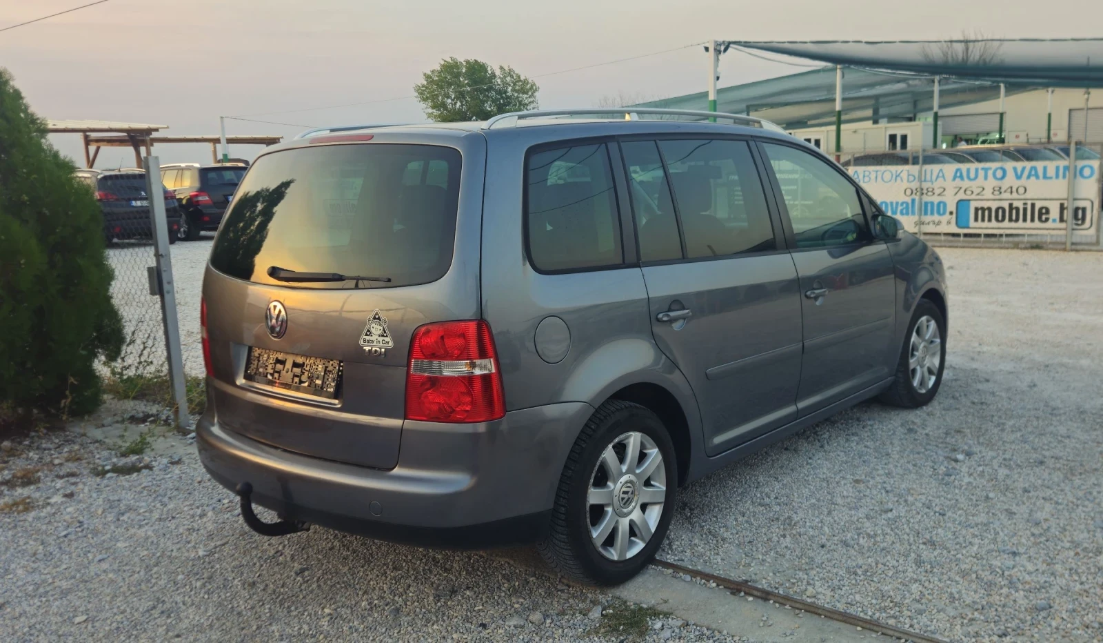 VW Touran 2.0TDI.170кс. Highline.7местен.6скорости - изображение 3