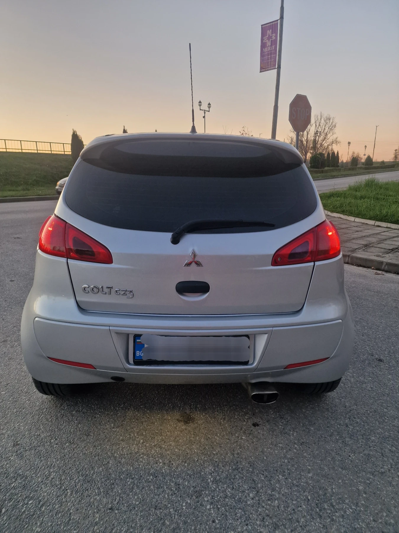Mitsubishi Colt  - изображение 4