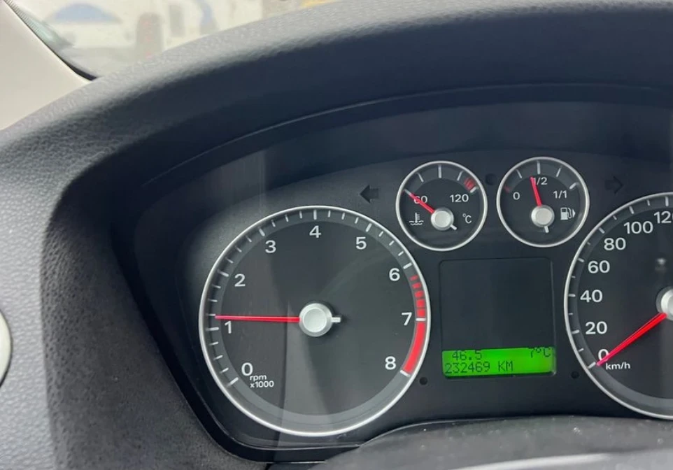 Ford Focus 1.8 125�.� | Mobile.bg � ����������� 7