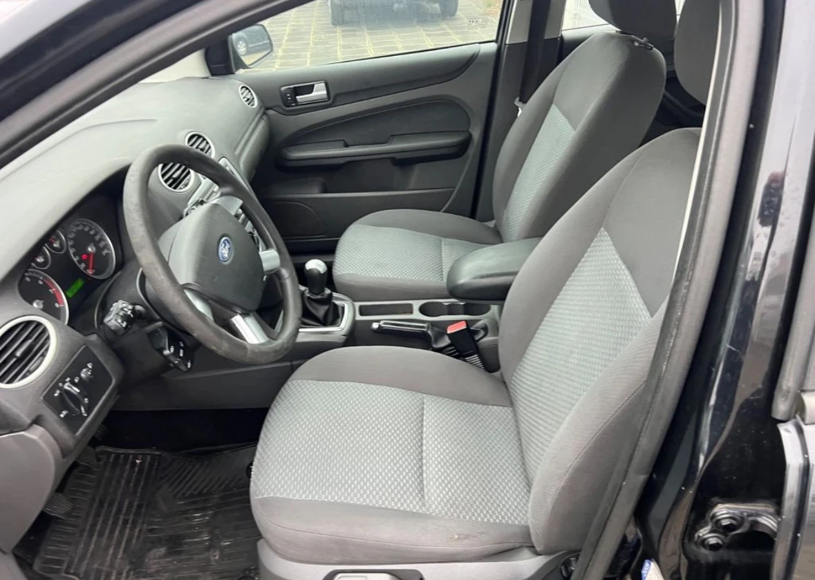 Ford Focus 1.8 125�.� | Mobile.bg � ����������� 8