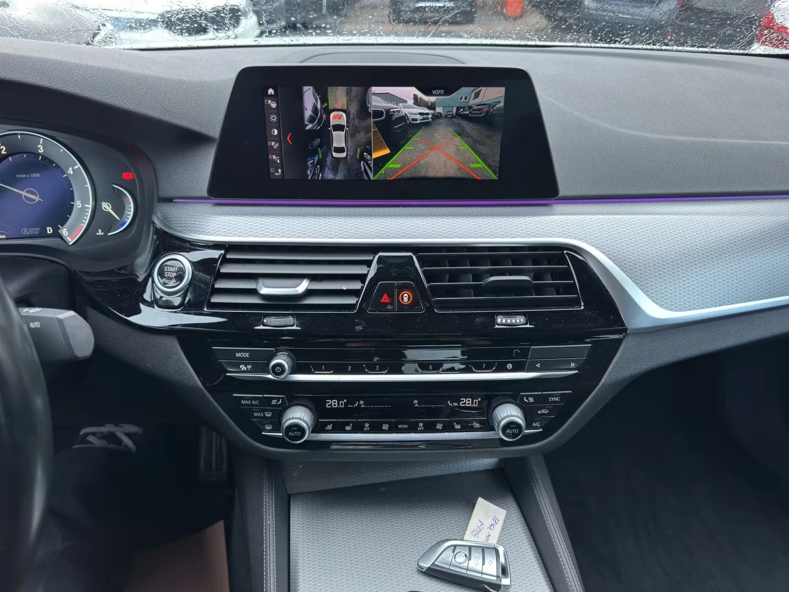 BMW 520 G30/190HP/xDRIVE/CAM/NAVI/ACC/AMBI/977v | Mobile.bg � ����������� 12