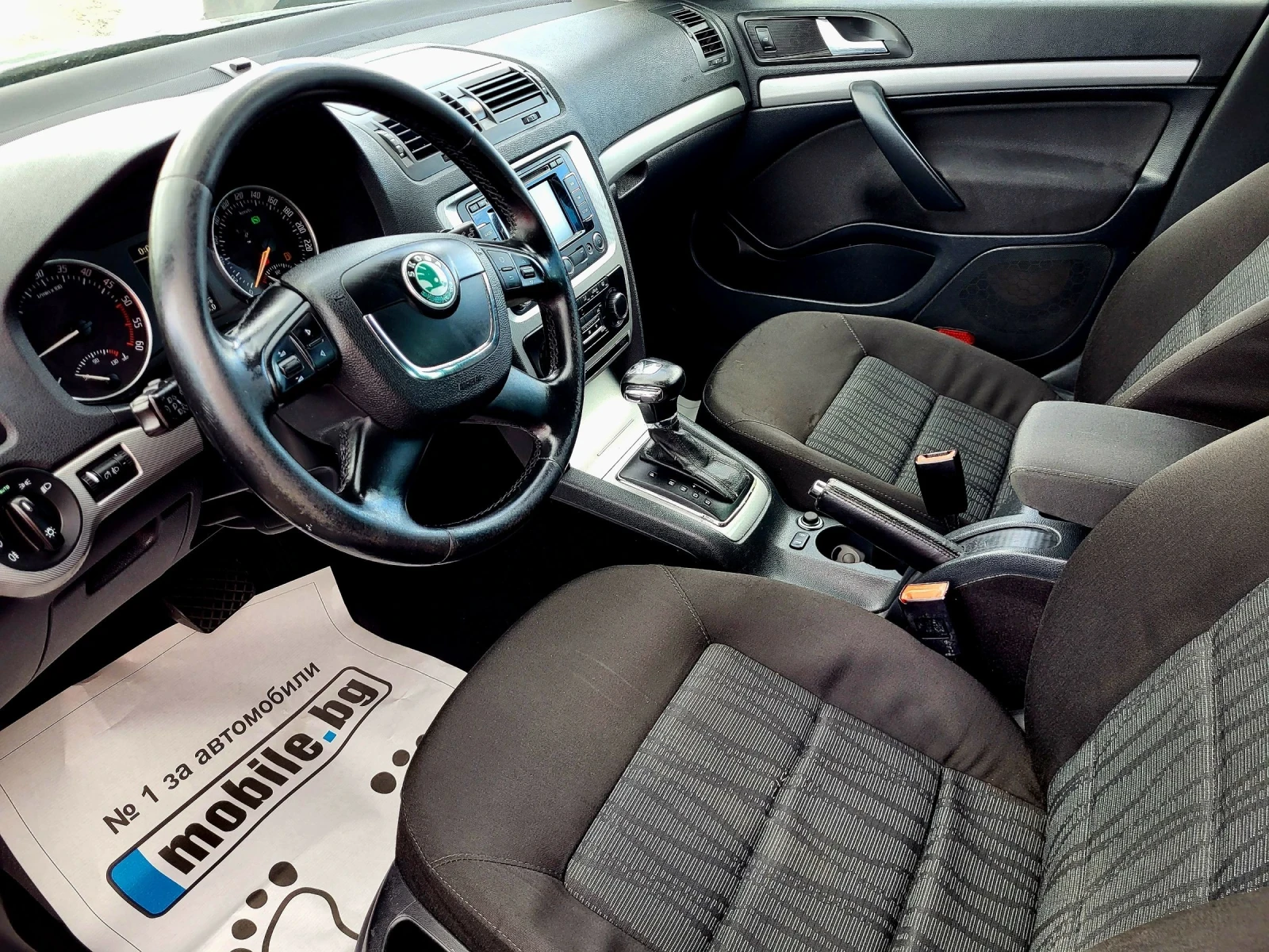Skoda Octavia 2.0TDI, снимка 9 - Автомобили и джипове - 53760278