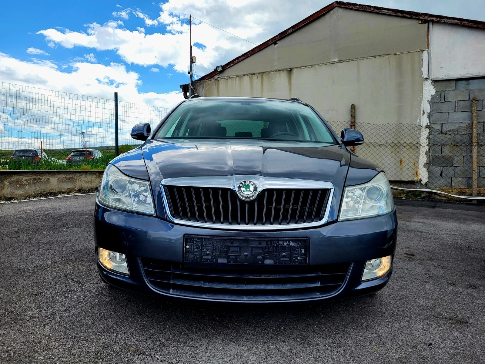 Skoda Octavia 2.0TDI, снимка 2 - Автомобили и джипове - 53760278