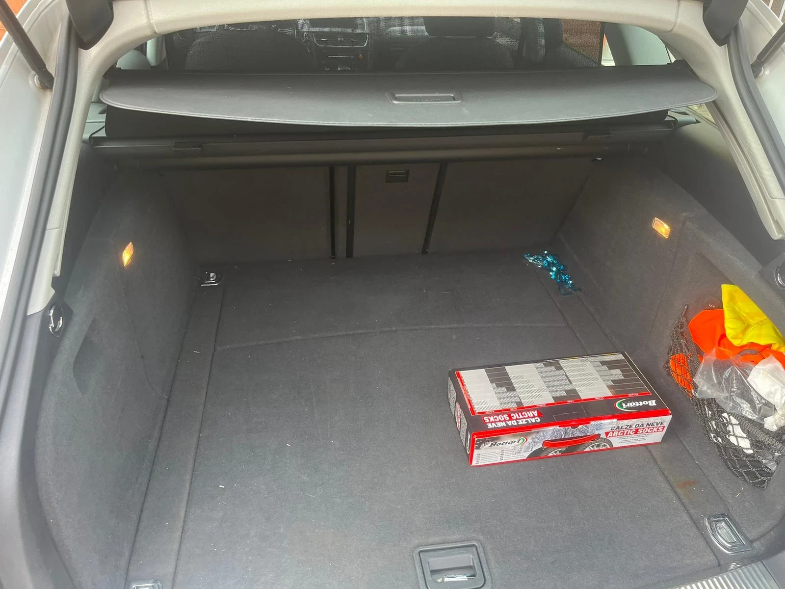 Audi A4 2.0tdi, снимка 4 - Автомобили и джипове - 53848353