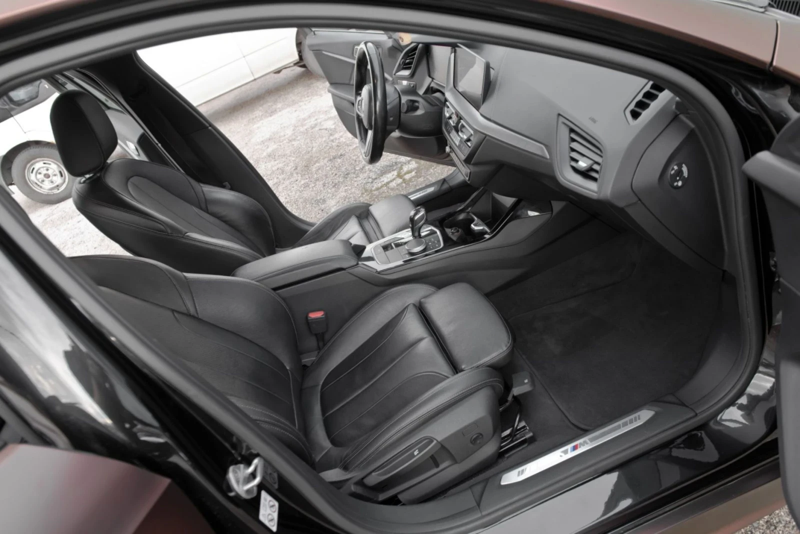 BMW 120 M-performance , снимка 17 - Автомобили и джипове - 54090430