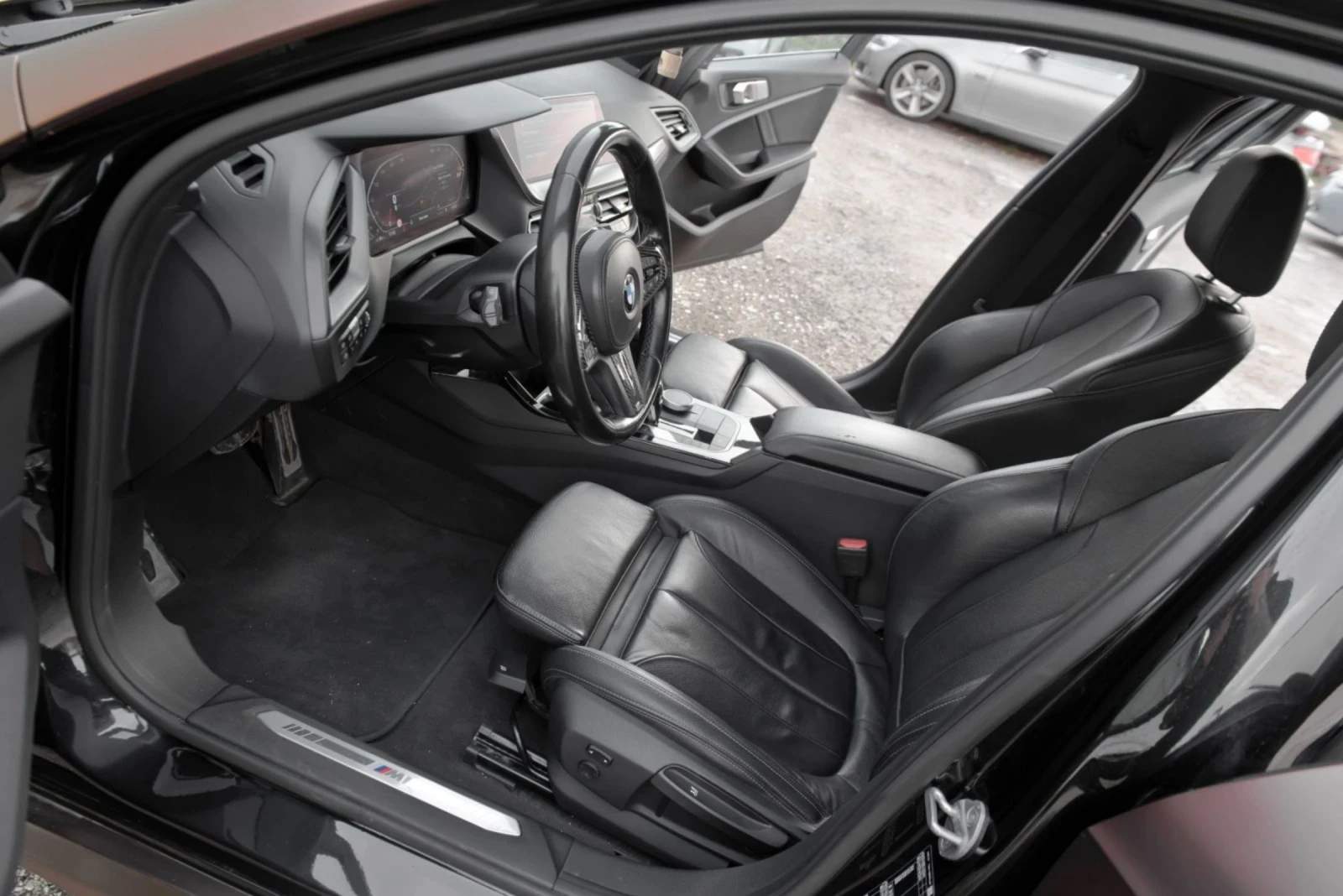 BMW 120 M-performance , снимка 11 - Автомобили и джипове - 54090430