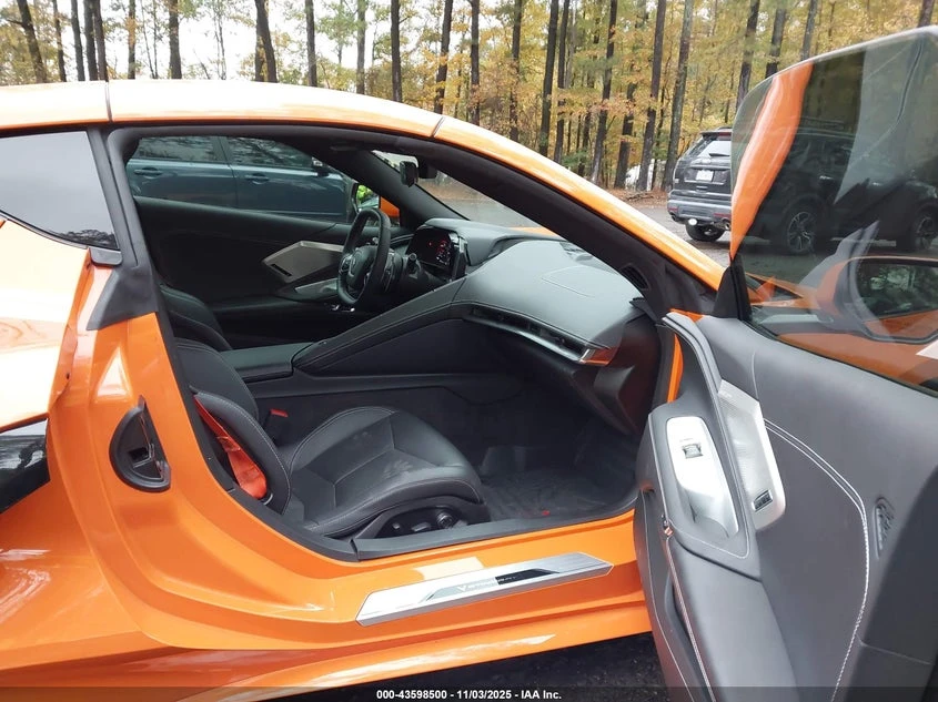 Chevrolet Corvette 6.2l Stingray Rwd 2Lt, снимка 5 - Автомобили и джипове - 54460491