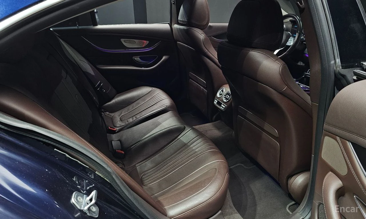 Mercedes-Benz CLS 400 d* 4MATIC* 360 КАМЕРА* ПОДГРЕВ* ОБДУХВАНЕ, снимка 11 - Автомобили и джипове - 54967689
