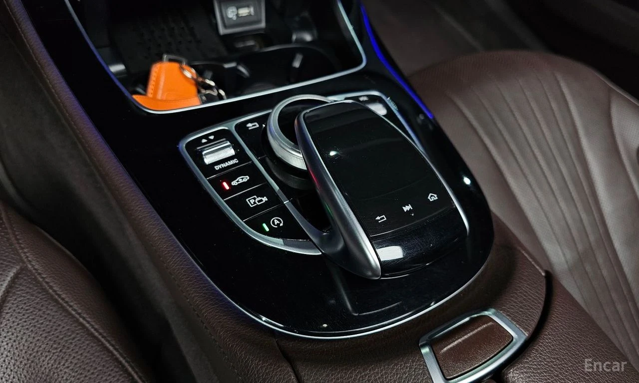 Mercedes-Benz CLS 400 d* 4MATIC* 360 КАМЕРА* ПОДГРЕВ* ОБДУХВАНЕ, снимка 8 - Автомобили и джипове - 54967689
