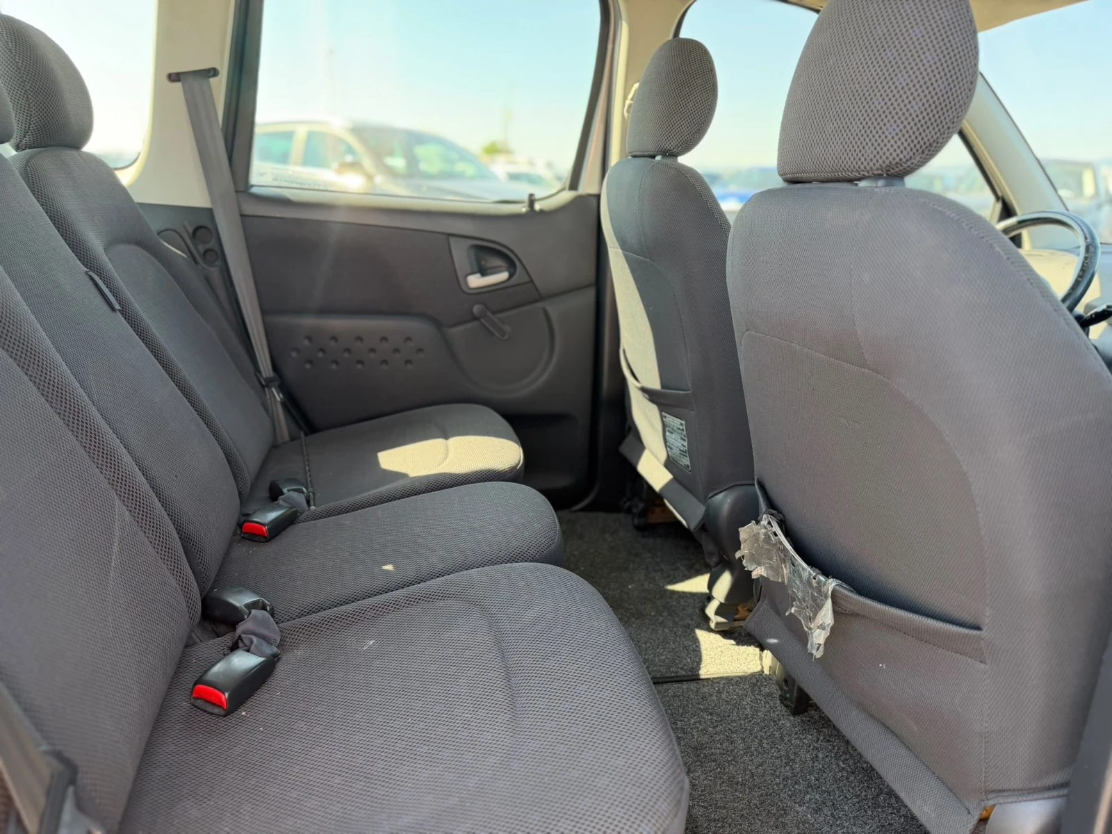 Toyota Yaris verso / 1.3I / , снимка 12 - Автомобили и джипове - 55528224