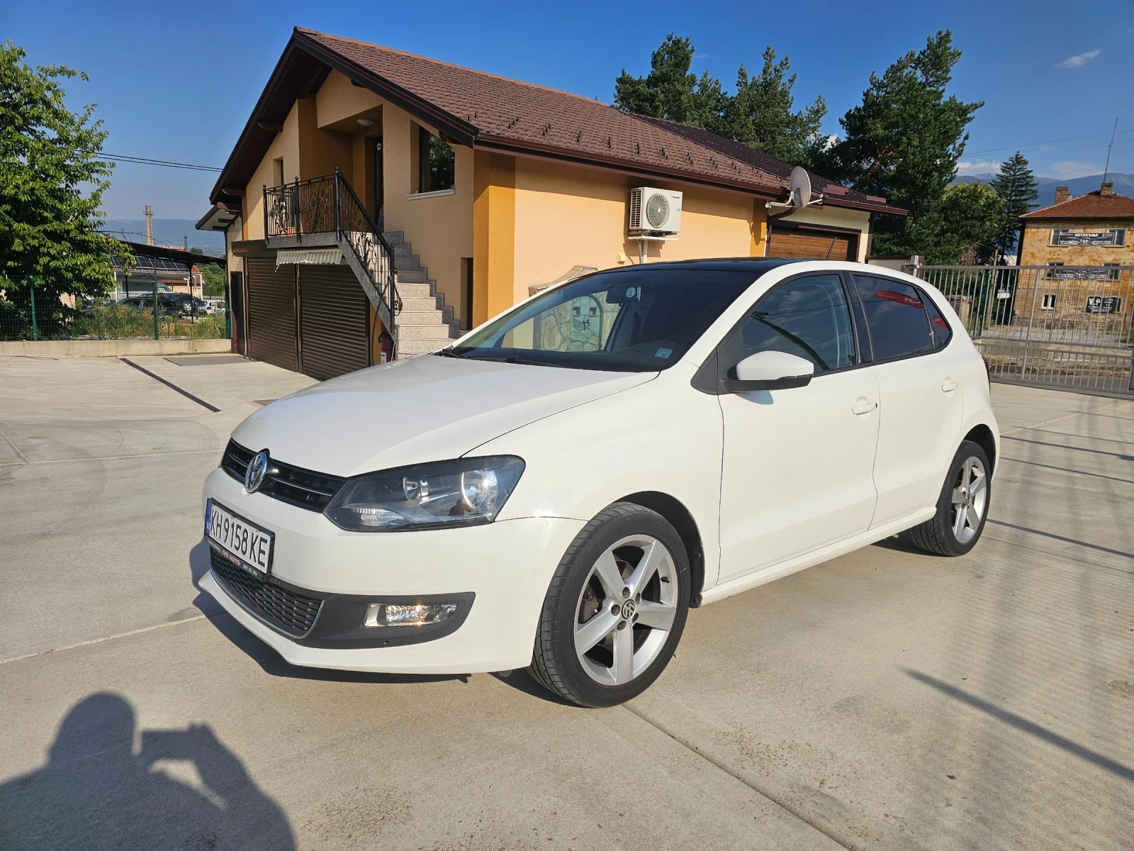 VW Polo Avtomatik, снимка 2 - Автомобили и джипове - 55578654