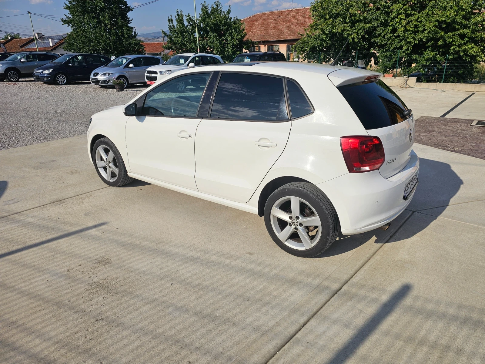 VW Polo Avtomatik, снимка 5 - Автомобили и джипове - 55578654