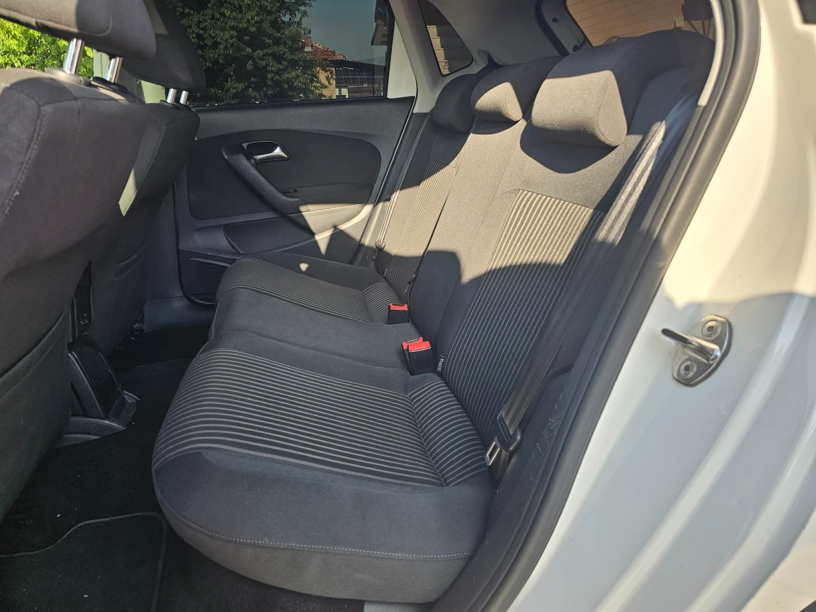 VW Polo Avtomatik, снимка 13 - Автомобили и джипове - 55578654