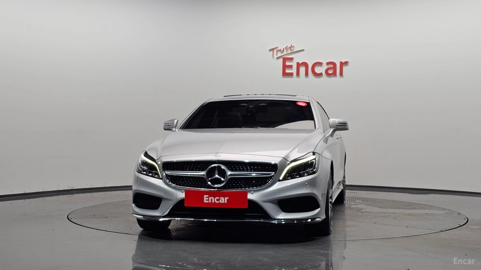 Mercedes-Benz CLS 400 КОЖА* ОБДУХВ* НАВИ* ПАНО* АВТОКРЕДИТ, снимка 3 - Автомобили и джипове - 55678780