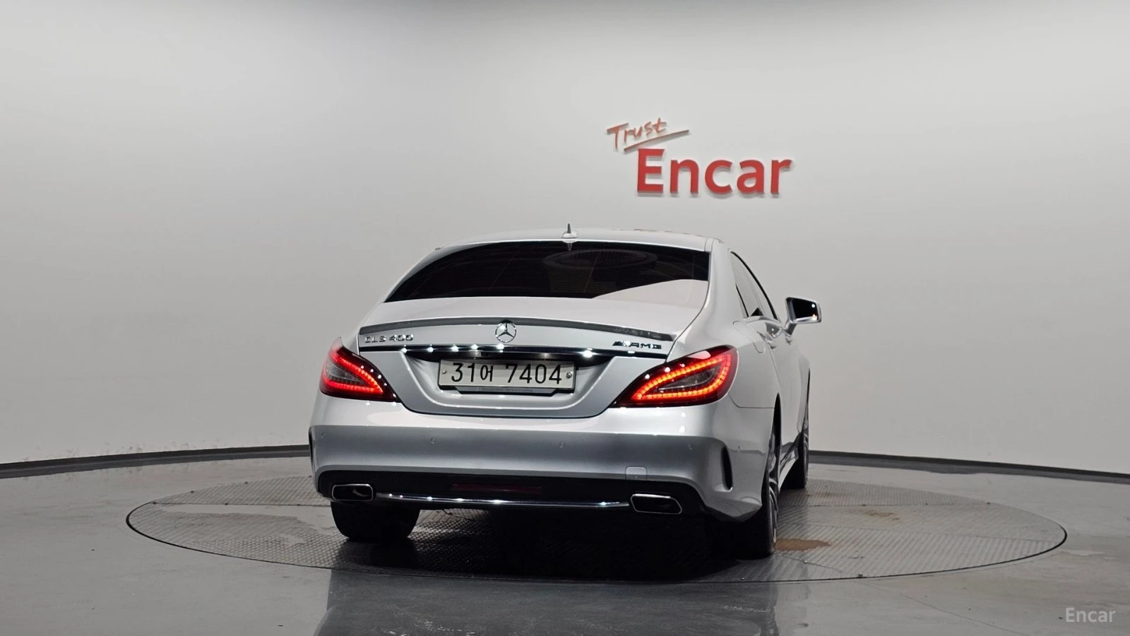 Mercedes-Benz CLS 400 КОЖА* ОБДУХВ* НАВИ* ПАНО* АВТОКРЕДИТ, снимка 4 - Автомобили и джипове - 55678780