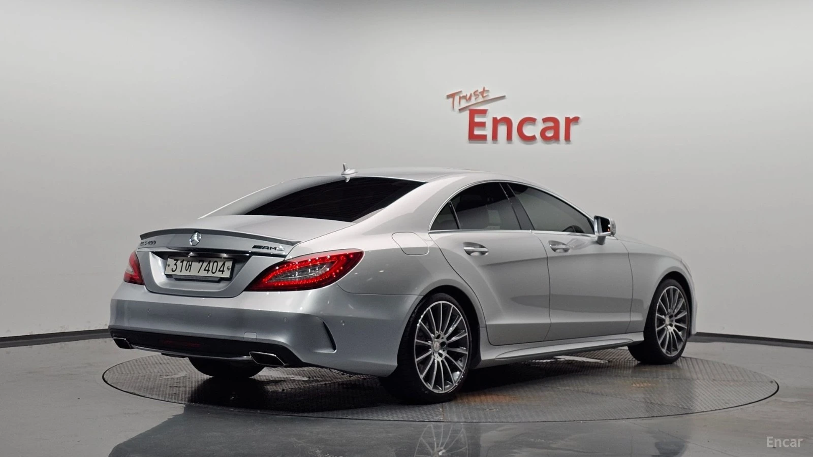 Mercedes-Benz CLS 400 КОЖА* ОБДУХВ* НАВИ* ПАНО* АВТОКРЕДИТ, снимка 2 - Автомобили и джипове - 55678780