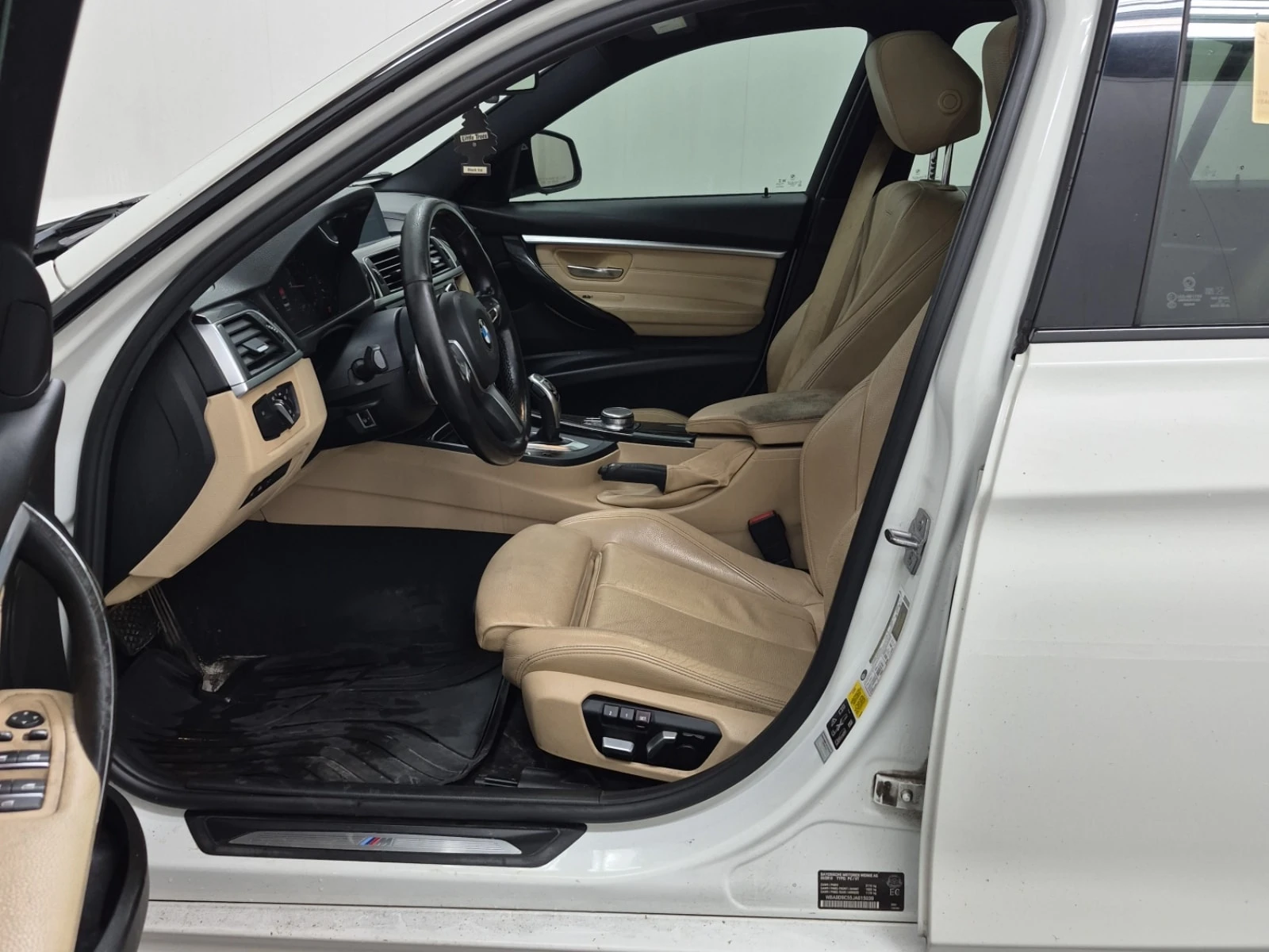 BMW 330 * 330I XDRIVE * АВТОКРЕДИТ БЕЗ ПЪРВОНАЧАЛНА ВНОСКА, снимка 5 - Автомобили и джипове - 55891827