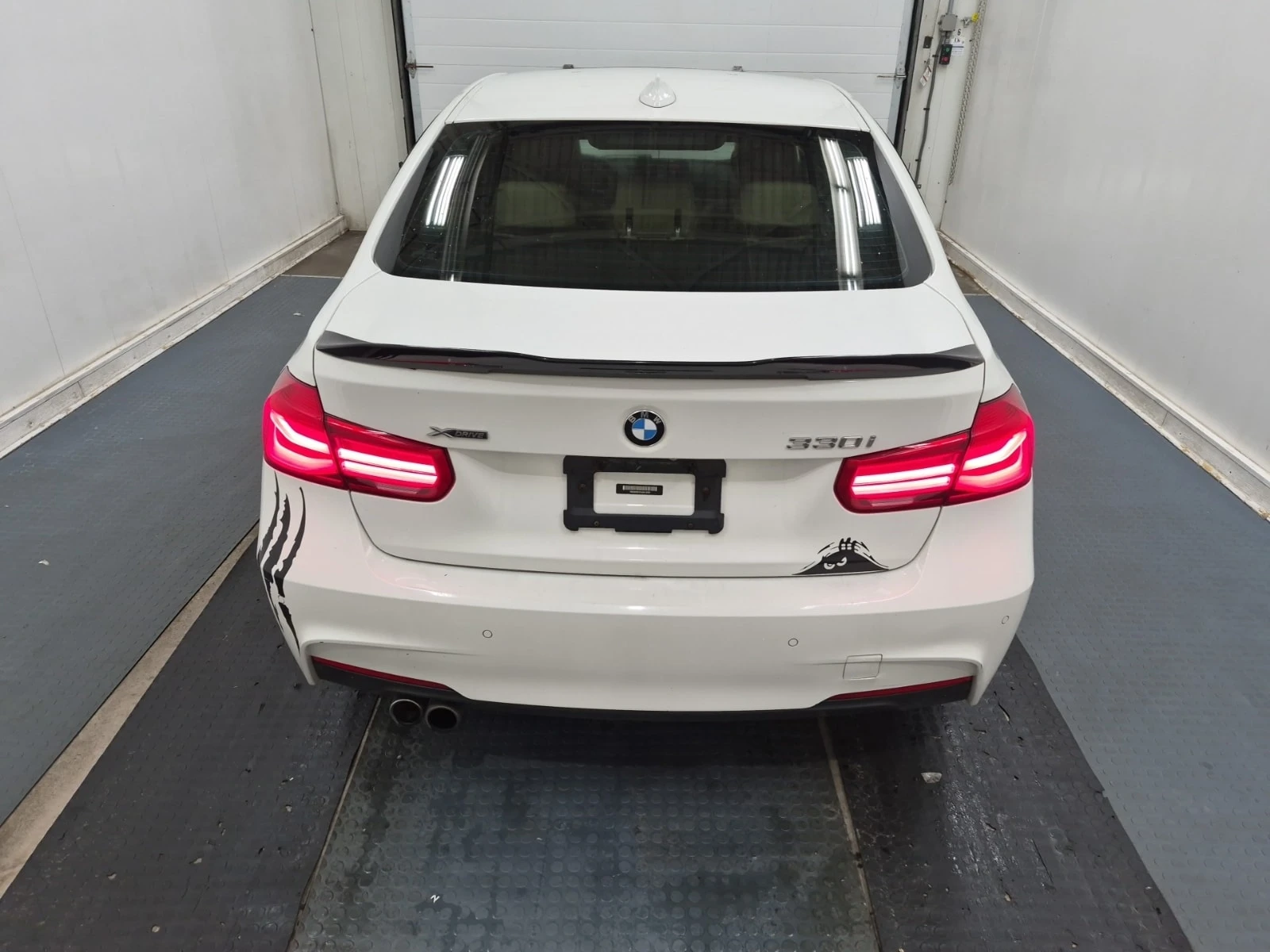 BMW 330 * 330I XDRIVE * АВТОКРЕДИТ БЕЗ ПЪРВОНАЧАЛНА ВНОСКА, снимка 17 - Автомобили и джипове - 55891827