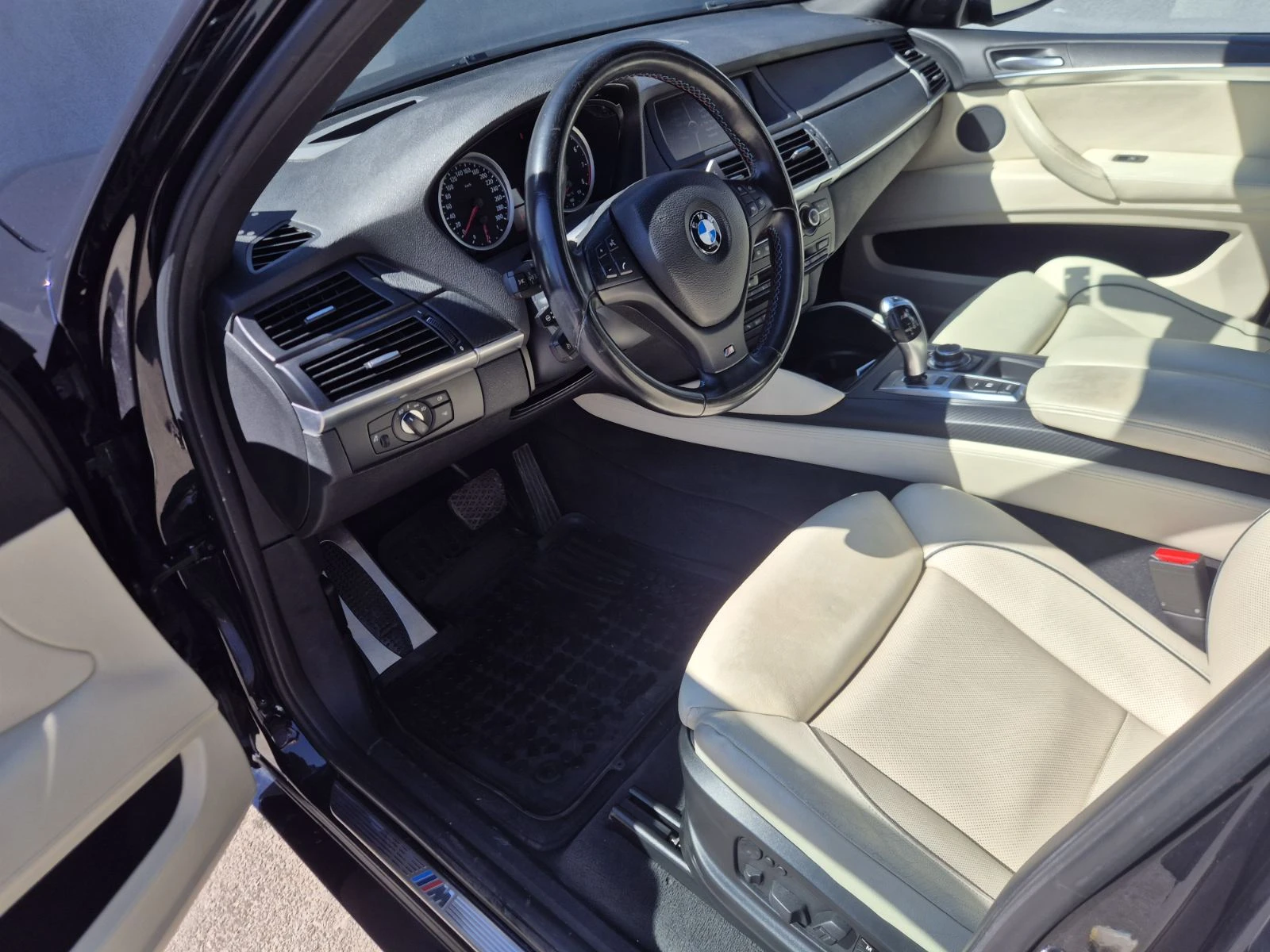 BMW X5M 4.4l xDrive, снимка 9 - Автомобили и джипове - 56117085