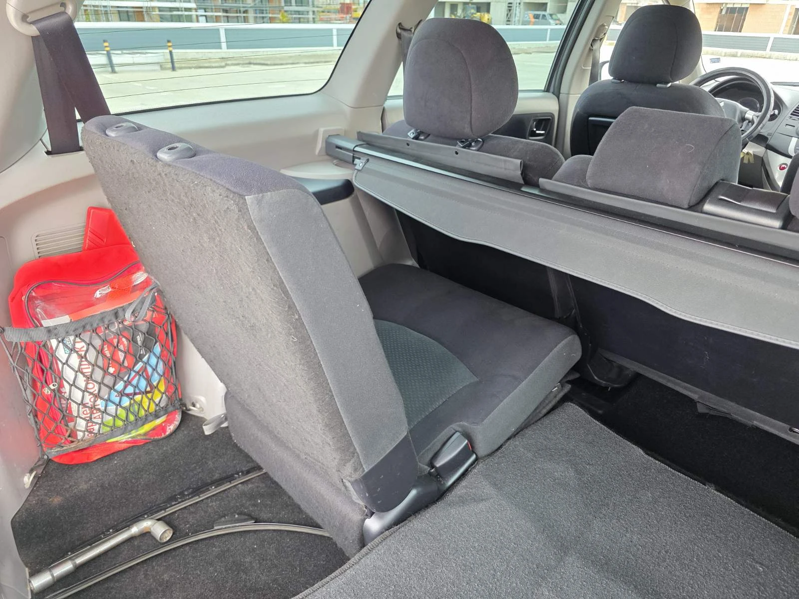 Mitsubishi Grandis 2.0 TDI, снимка 11 - Автомобили и джипове - 56257911