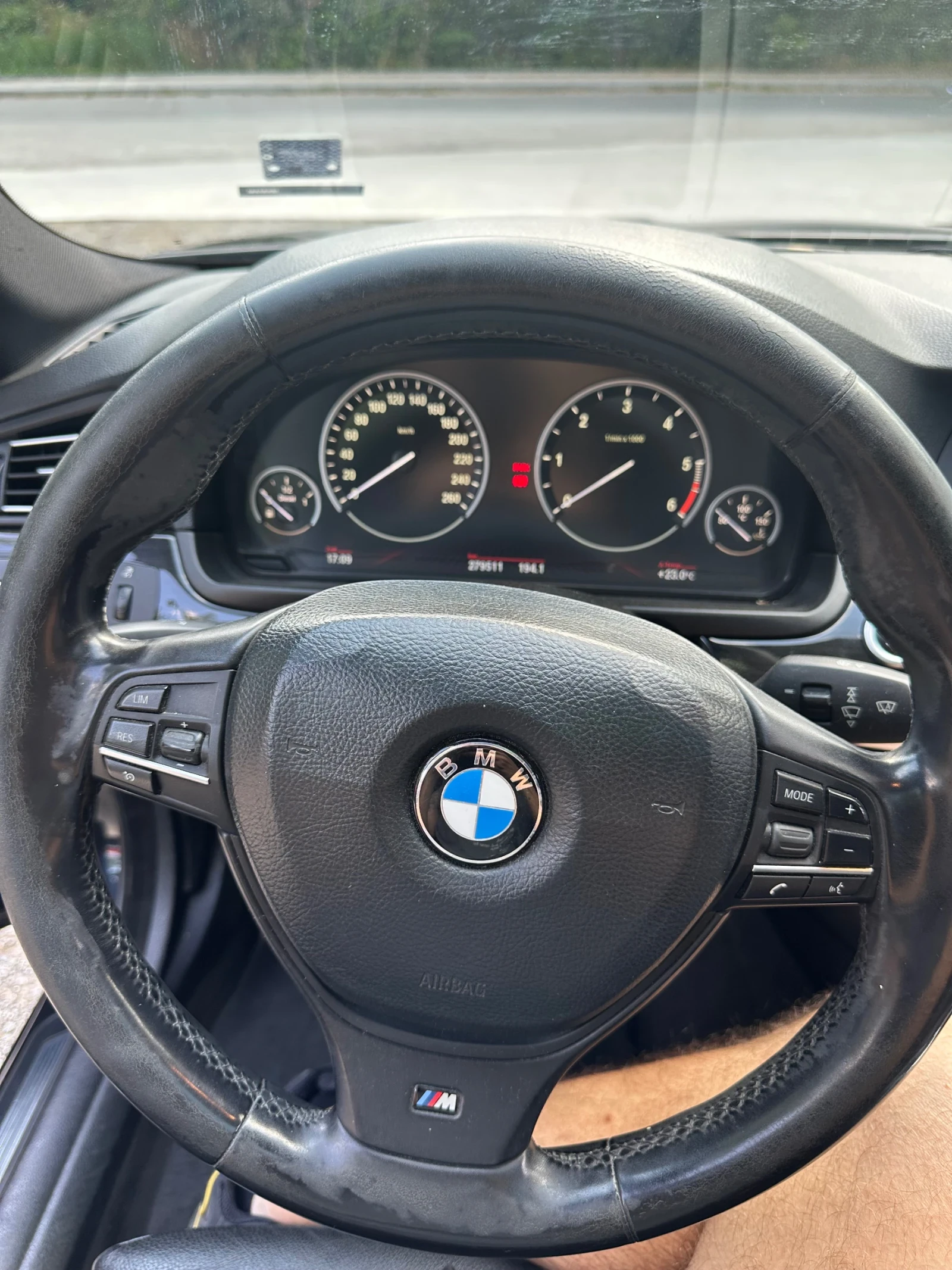 BMW 530, снимка 7 - Автомобили и джипове - 56610096