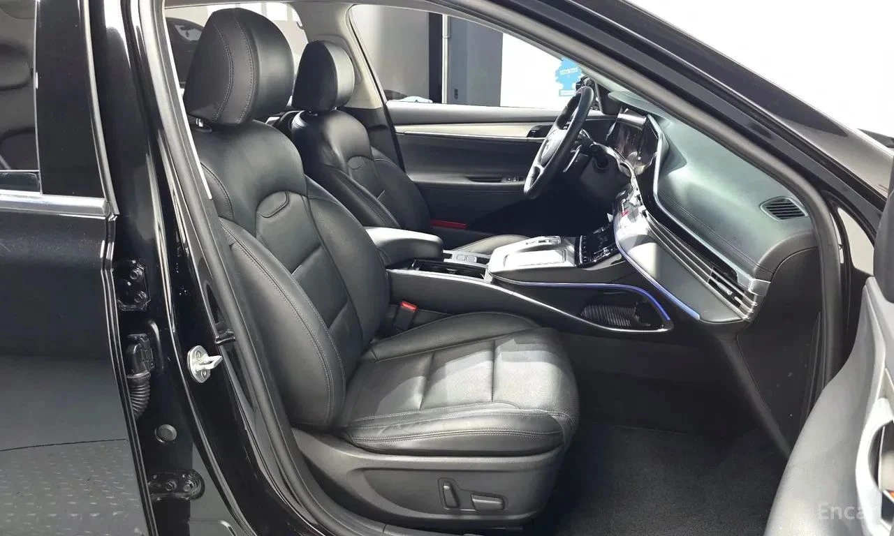 Hyundai Grandeur, снимка 15 - Автомобили и джипове - 56727139