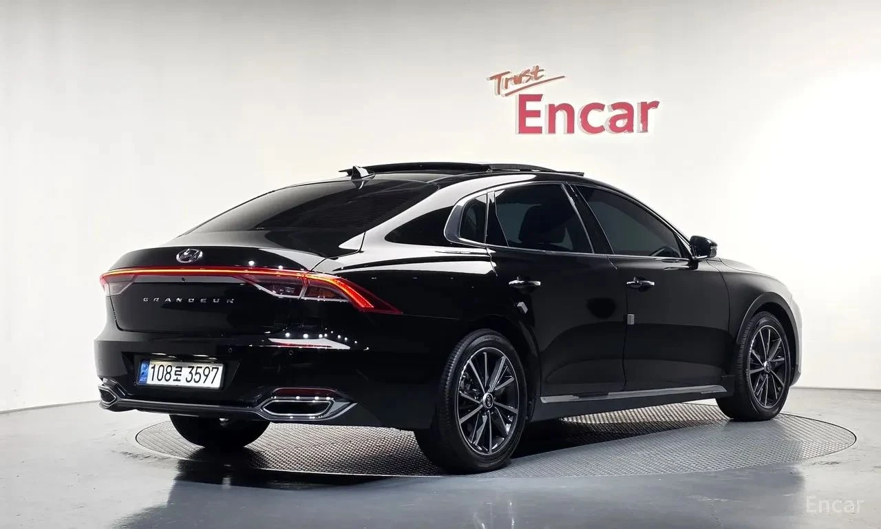 Hyundai Grandeur, снимка 2 - Автомобили и джипове - 56727139
