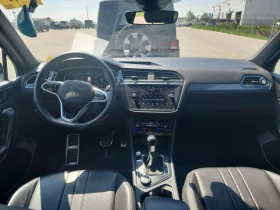 VW Tiguan 4motion/R line Black Edition/CARFAХ/ФИНАНСИРАНЕ, снимка 10