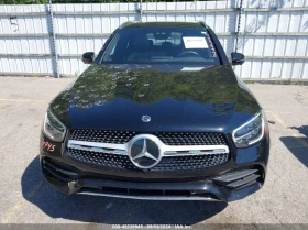  Mercedes-Benz GLC 30...