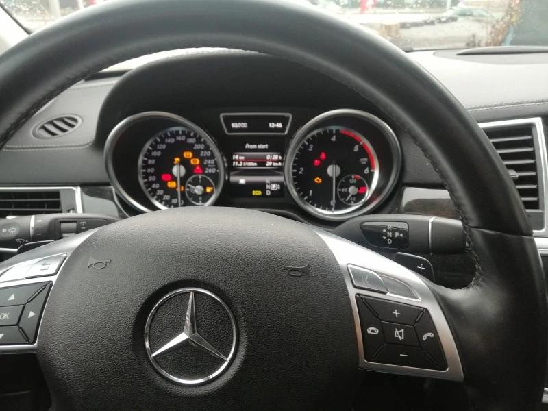 Mercedes-Benz GL 350, снимка 8 - Автомобили и джипове - 46780907