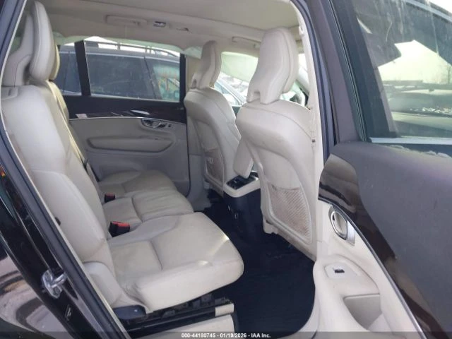 Volvo Xc90 T5 MOMENTUM* DIGITAL* PANO* ПОДГРЕВИ* , снимка 10 - Автомобили и джипове - 53609464