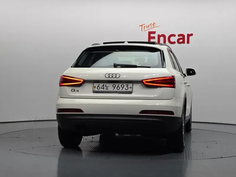 Audi Q3 2.0 Tdi Quattro, снимка 4 - Автомобили и джипове - 55736064