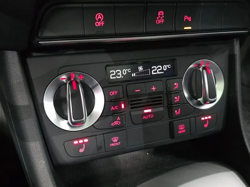 Audi Q3 2.0 Tdi Quattro, снимка 17 - Автомобили и джипове - 55736064