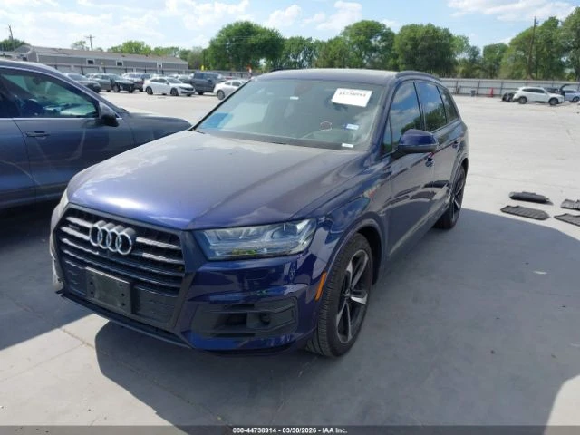Audi Q7 55TFSI* PREMIUM* QUATTRO* ПОДГРЕВ* ОБДУХВАНЕ* ПАНО, снимка 2 - Автомобили и джипове - 55845862