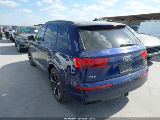 Audi Q7 55TFSI* PREMIUM* QUATTRO* ПОДГРЕВ* ОБДУХВАНЕ* ПАНО, снимка 3 - Автомобили и джипове - 55845862